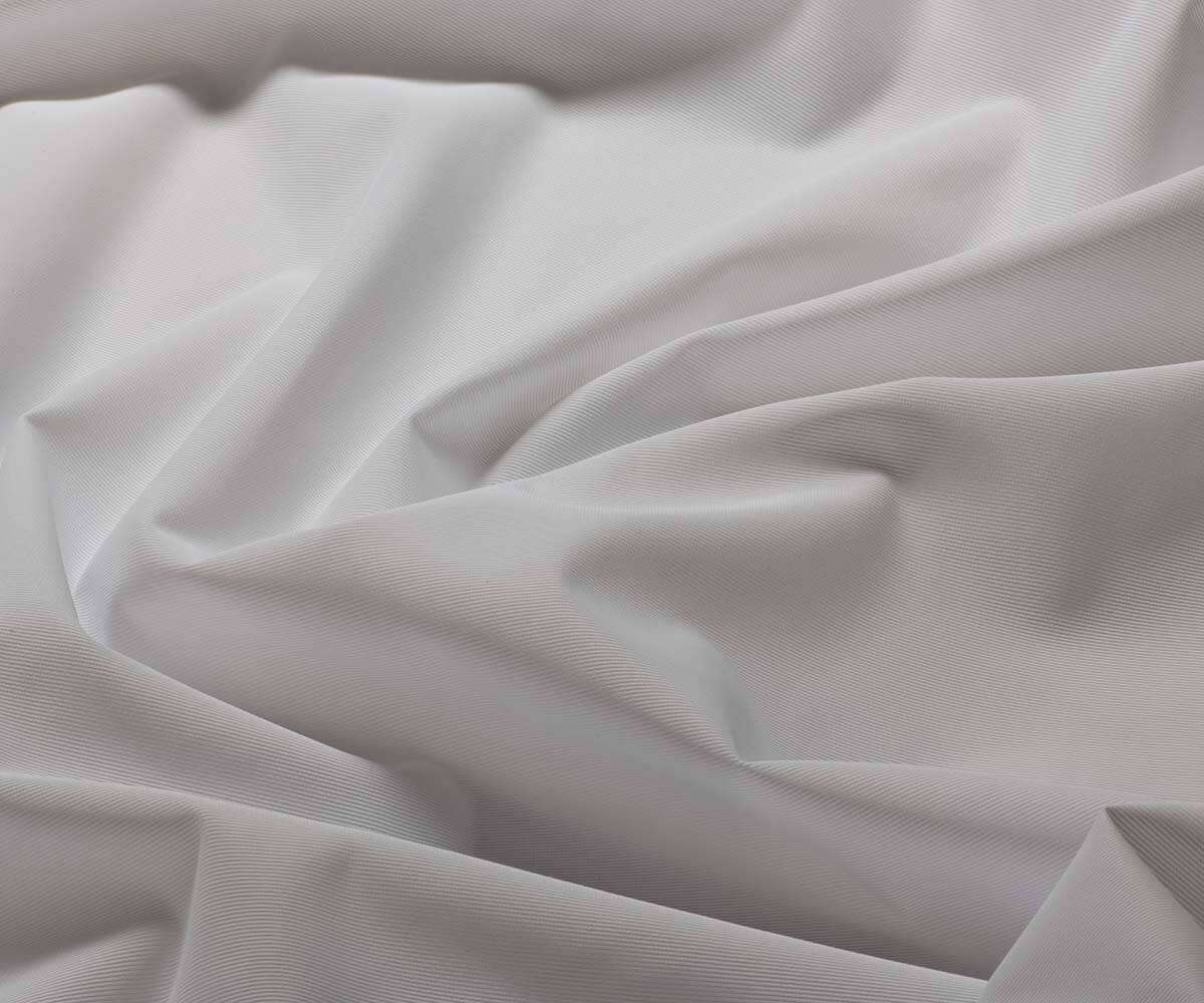 Oscar: 100% polyamide water-repellent fluoro-free fabric
