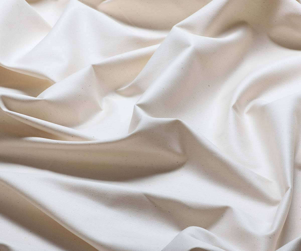 Cologn Greggio: 100% natural cotton fabric in an unbleached finish